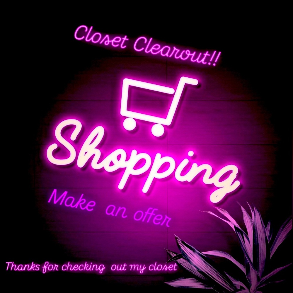 Reasonable offers 🩷